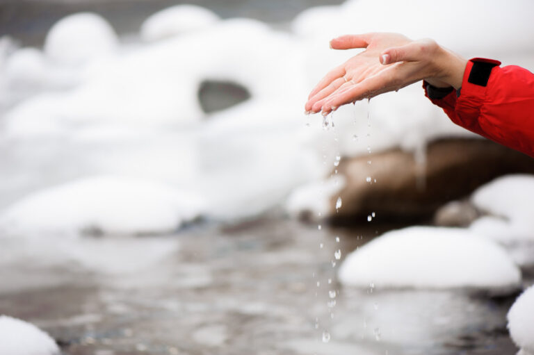 Preventing and Treating Ice and Salt Skin Burns Expert Tips