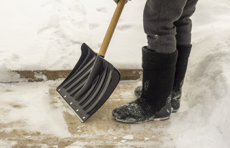 Using Rock Salt On Snow - Everything You Need to Know - Single Girl's DIY