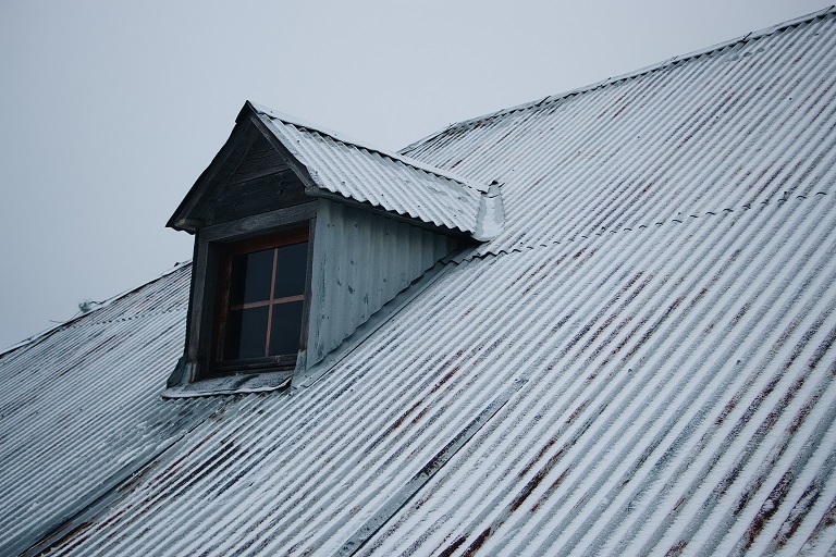 Ice Melter On The Roof