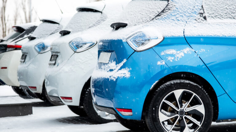 Snow In Minneapolis Are You Prepared For Sidewalk and Parking Lot Ice Removal