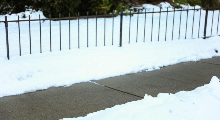 Asphalt Vs. Concrete Driveways