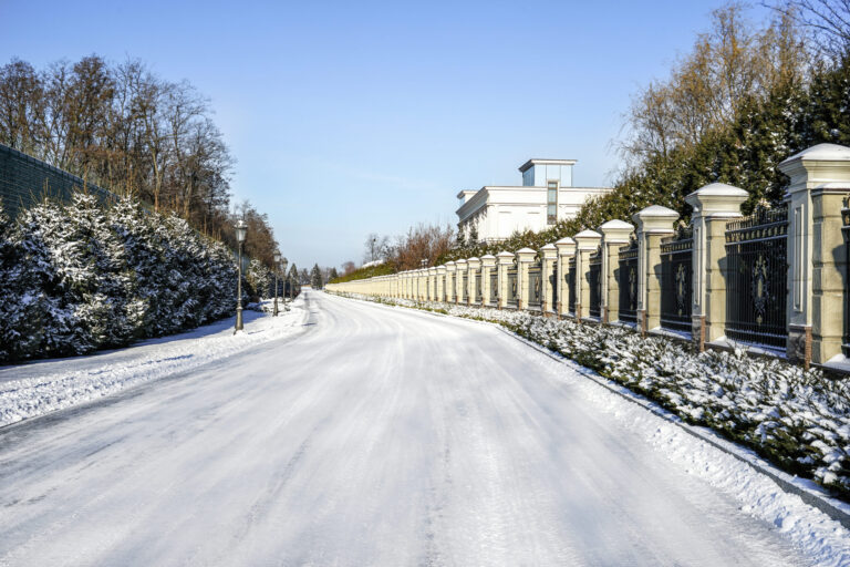 Snow-Melt-Mats-For-Driveways