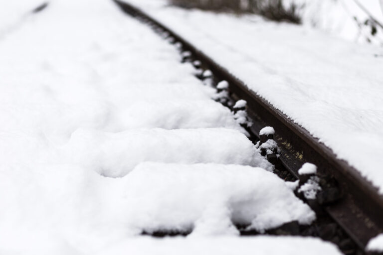 5-Methods-And-Tips-For-Disposing-Of-Rock-Salt