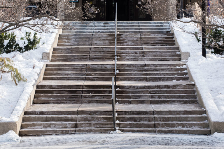 The-Value-Of-Snow-Melting-Stair-Mats-In-Winter
