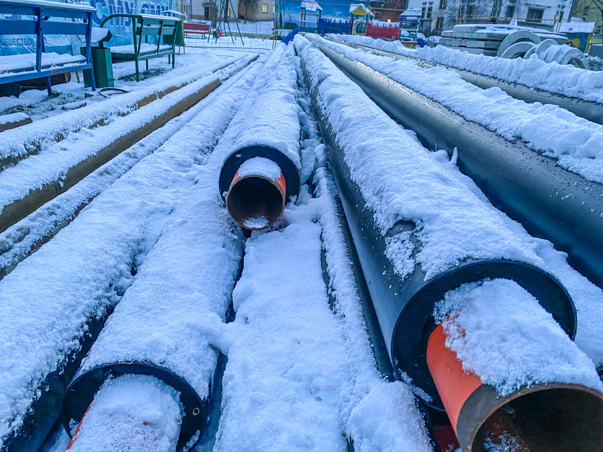 frozen hot water pipes