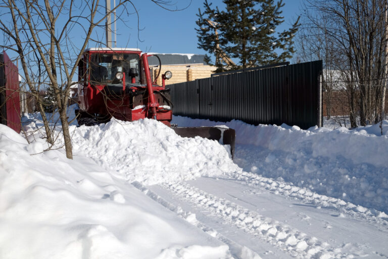 Salt Spreader Essentials A Guide to Efficient Salt Distribution