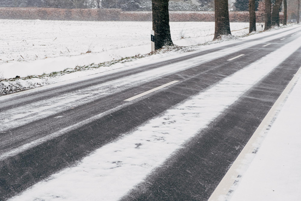 Modern Formulas Revolutionizing Ice Melt for Concrete
