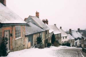 January 10 Snowstorm Forecast Heavy Snow and Roof Care Tips