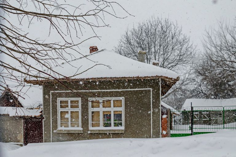 Winter Storm Blair Freeze Warnings and Snow Squalls Impacting the U.S.