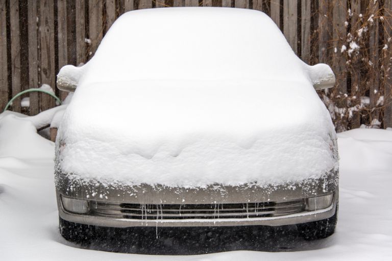 Is Parking Your Car Outside in Winter Harmful? Risks and Prevention Tips